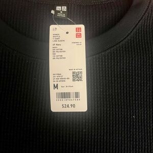 Uniqlo Women's Navy Waffle Long Sleeve Tee